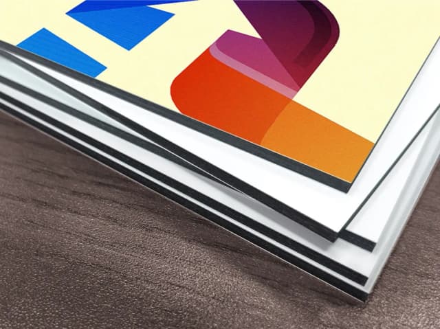 Folia do druku – wybierz najlepsze materiały do trwałych wydruków Folia do druku – wybierz najlepsze materiały do trwałych wydruków