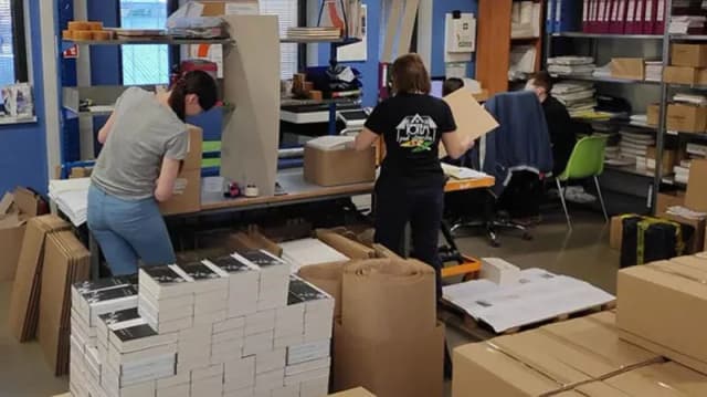 Na czym polega praca w drukarni? Odkryj tajniki zawodu drukarza Na czym polega praca w drukarni? Odkryj tajniki zawodu drukarza